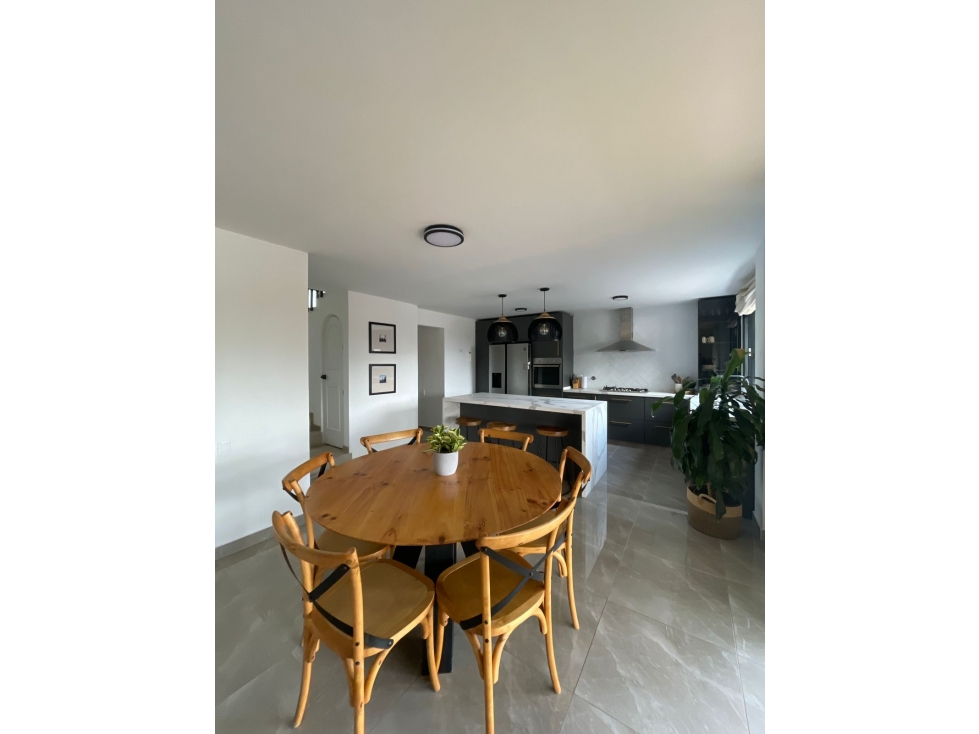 Casa disponible para Arriendo amoblada en el Poblado, sector San Lucas — foto 3