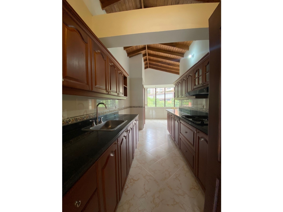 Apartamento para arriendo tradicional: Montesoro, Loma el Tesoro — foto 4