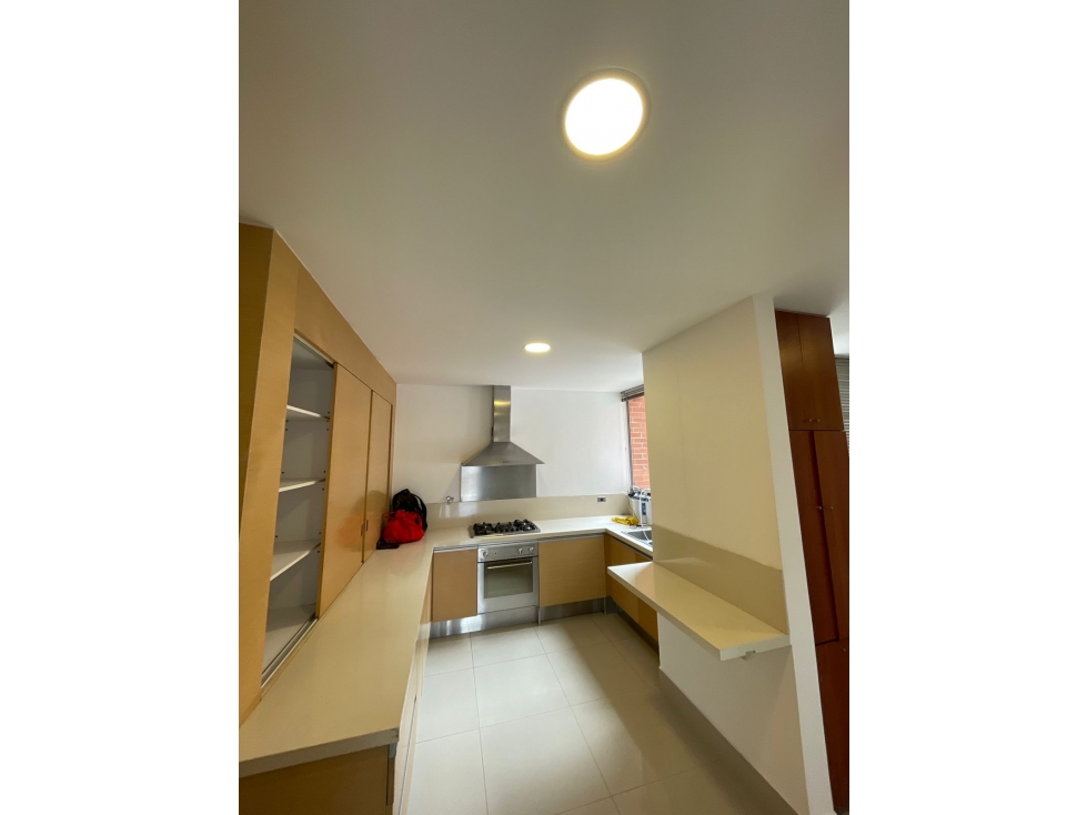 Apartamento disponible para Arriendo tradicional Poblado, Los Parra — foto 4