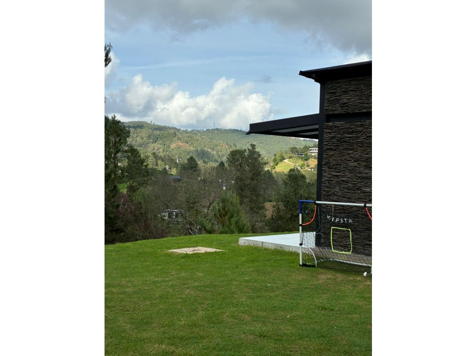 Casa disponible para Arriendo tradicional Envigado Alto del escobero. — foto 5