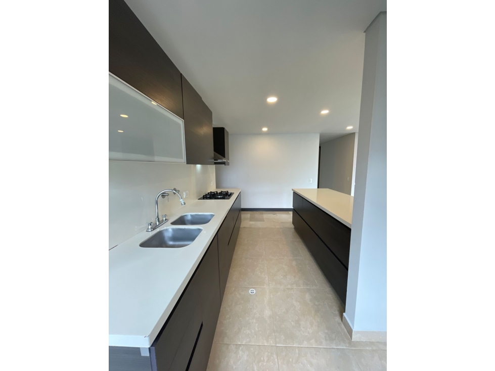 Apartamento Arriendo tradicional (sin amoblar), Poblado Castropol — foto 6
