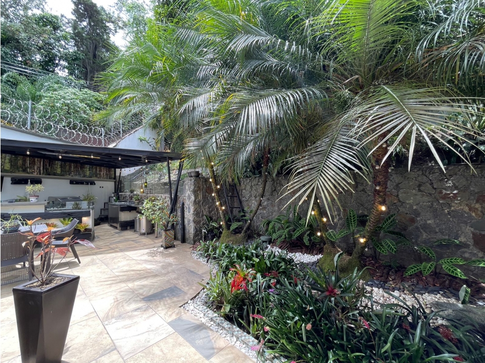 Exclusiva Casa Campestre Envigado Loma de las Brujas parte baja — foto 5