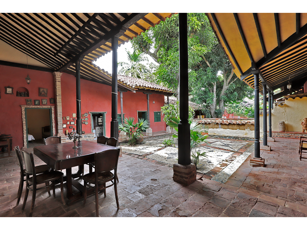 Casa antigua en Santa Fe de Antioquia para venta - 2