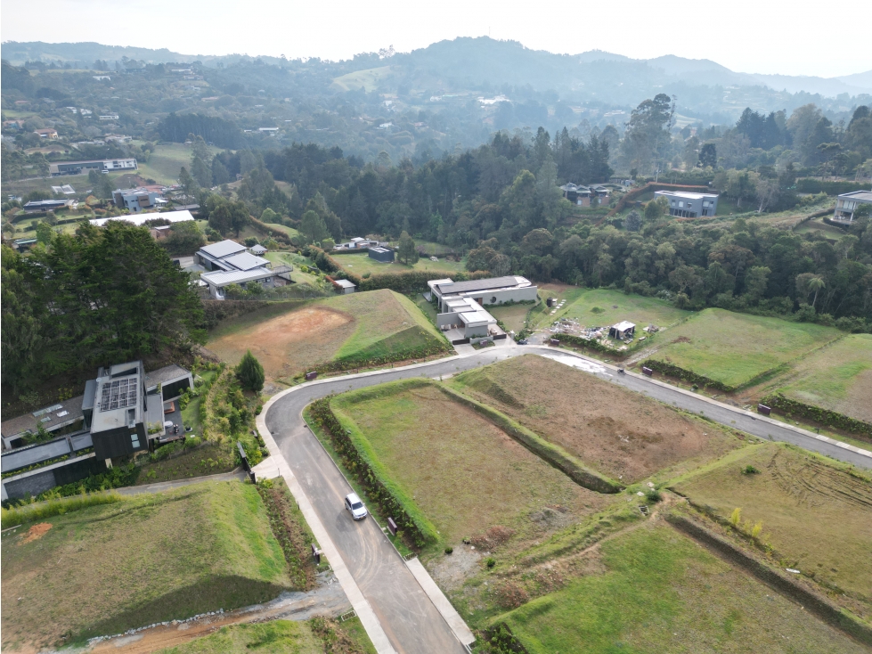Lote en venta alto de palmas Envigado