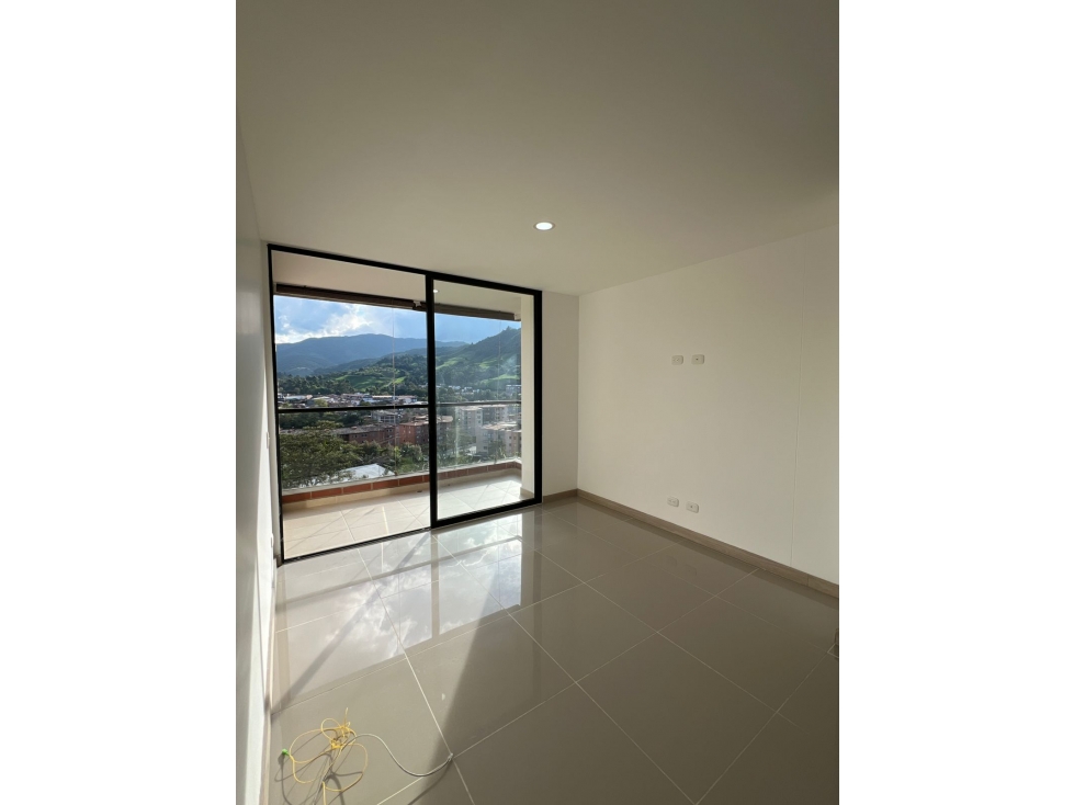 Apartamento disponible en Renta tradicional el Retiro — foto 3