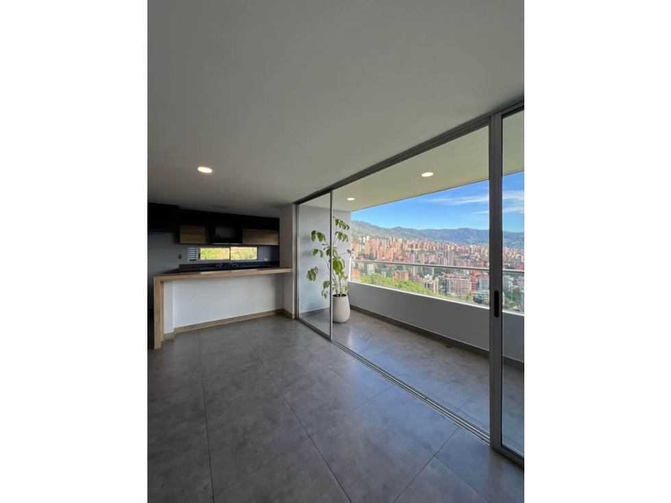 Apartamento disponible para Rentra tradicional en Las Palmas, Poblado.