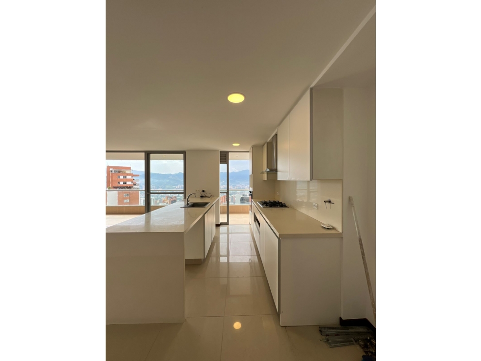Apartamento para Arriendo en la Calera, Poblado el Tesoro. — foto 4