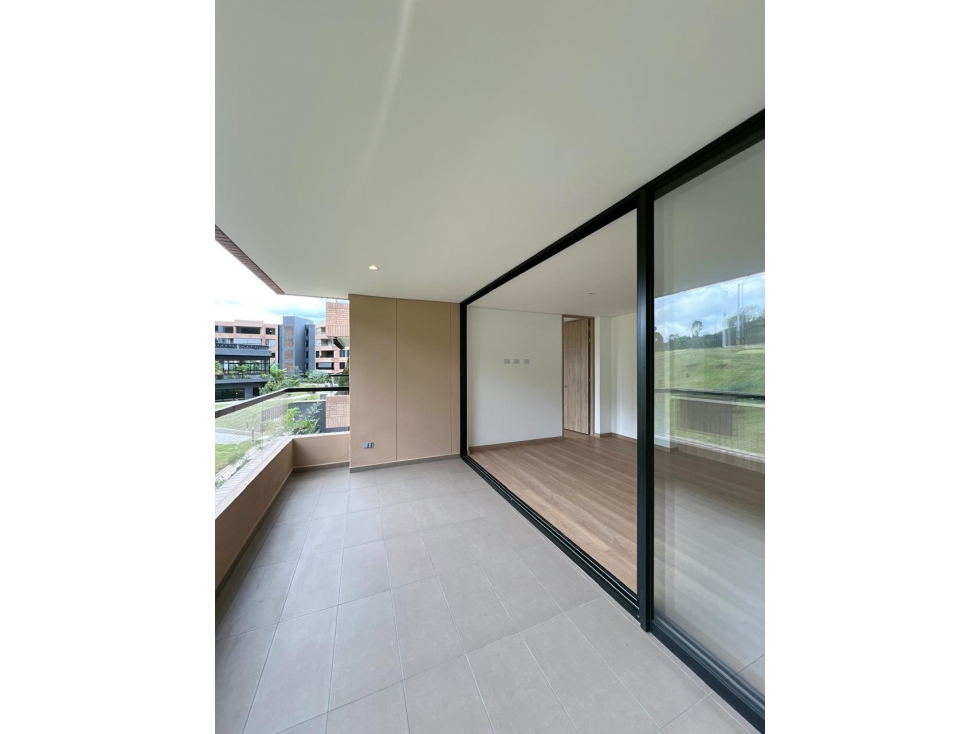 Apartamento disponible Arriendo tradicional en el Retiro. — foto 3