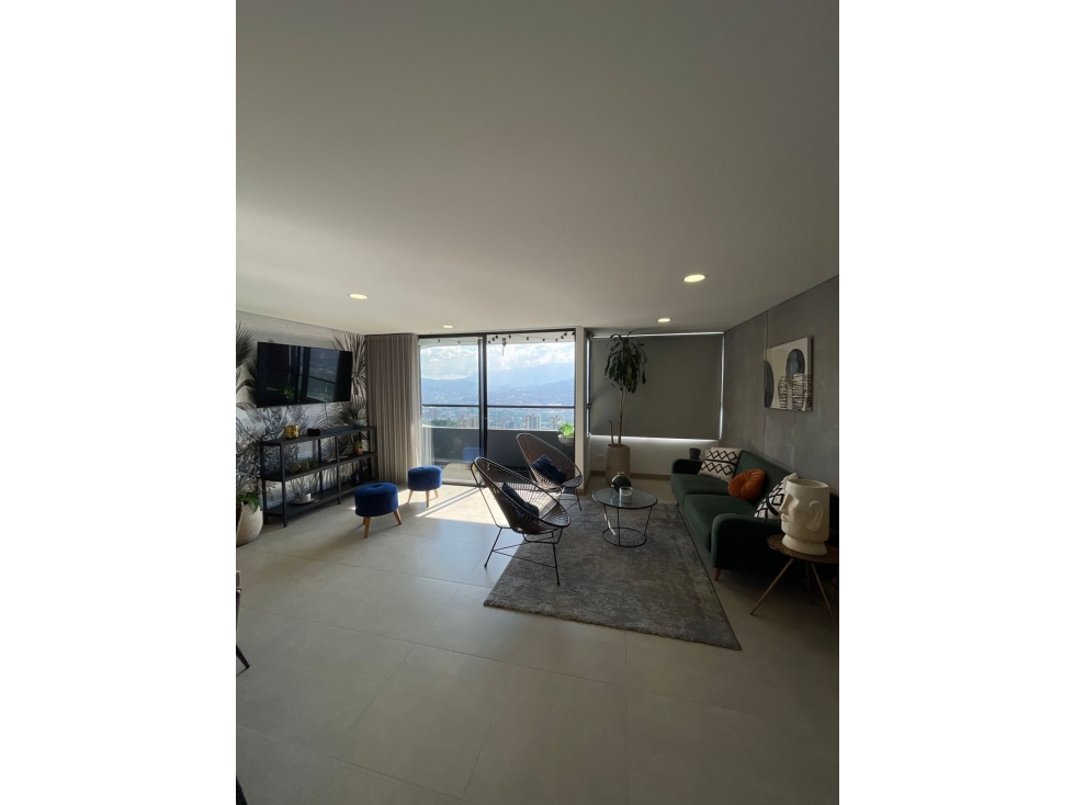 Apartamento Arriendo Amoblado. Poblado, las Palmas. — foto 2