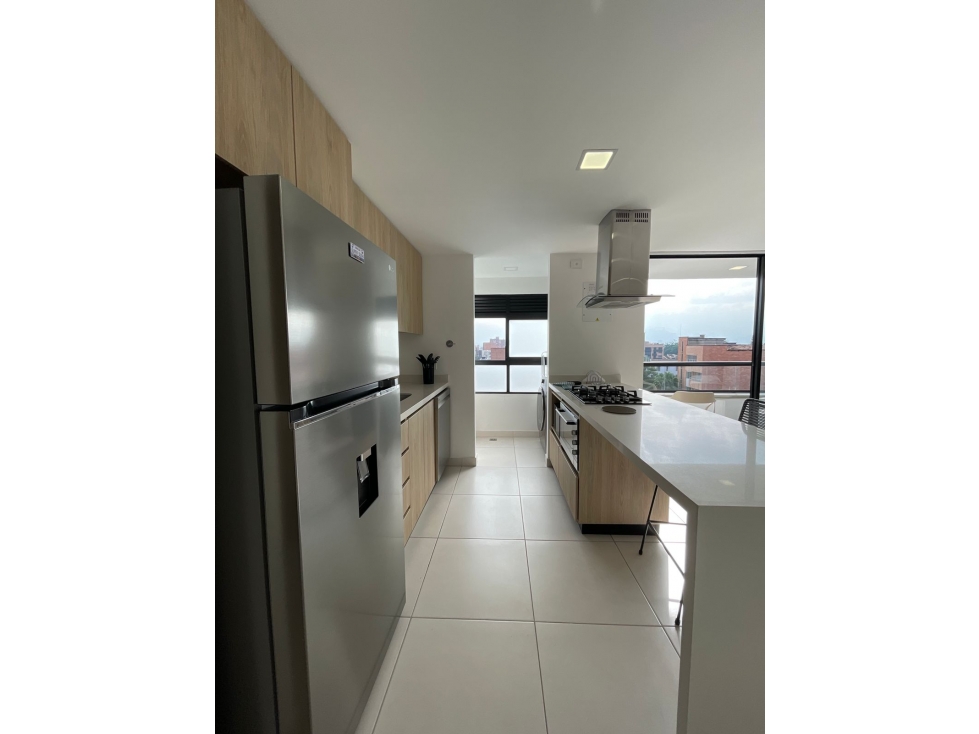Apartamento disponible para Arriendo Amoblado Laureles, Santa gema — foto 2