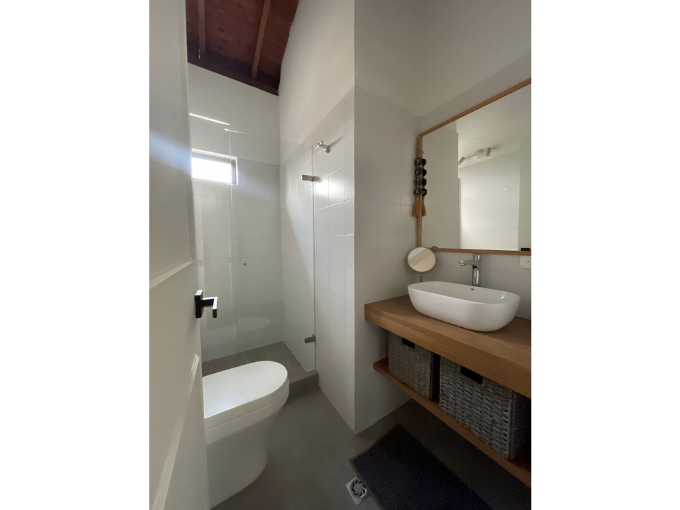 Casa disponible para Arriendo amoblada en el Poblado, sector San Lucas — foto 6