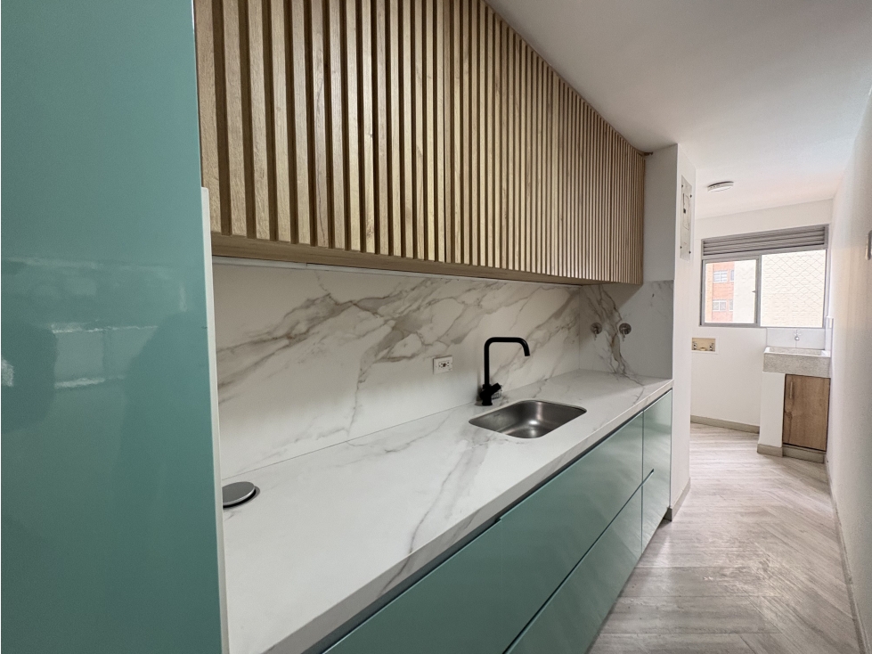 Excelente apartamento muy bien ubicado y remodelado en Castropol — foto 2
