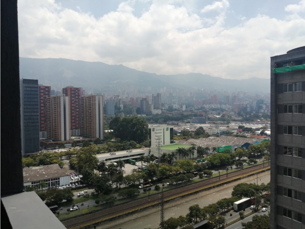 Apartamento Remodelado como nuevo en Guayabal — foto 2