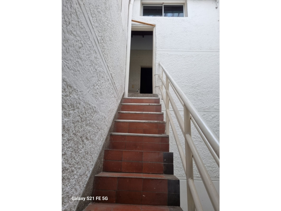 Laureles Santa Teresita Casa 3 Niveles para tu Empresa o Familia — foto 6