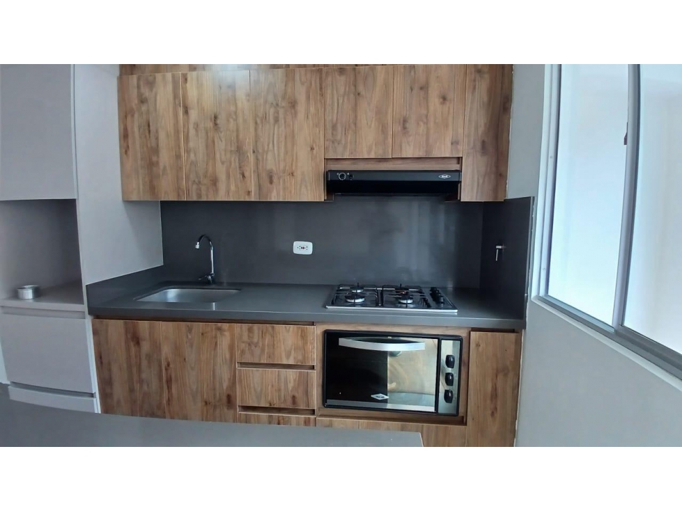 ACOGEDOR APARTAMENTO CAMPESTRE ANTILLAS ENVIGADO