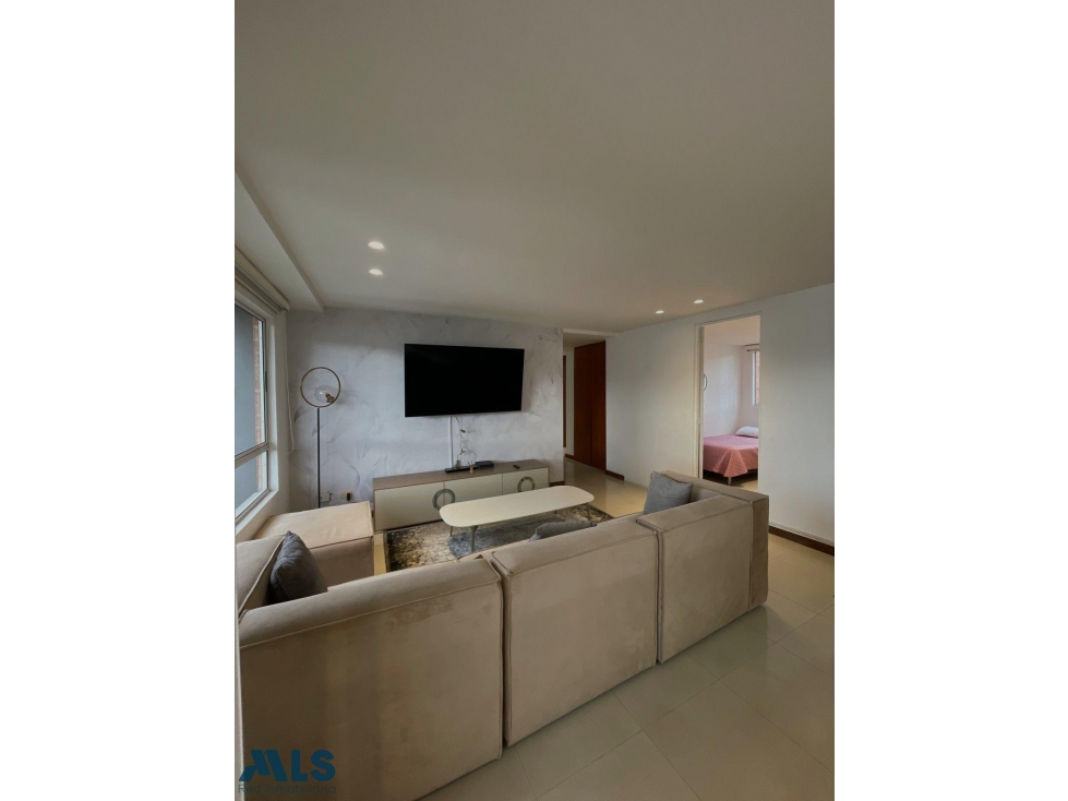 HERMOSO APTO SECTOR TESORO — foto 4