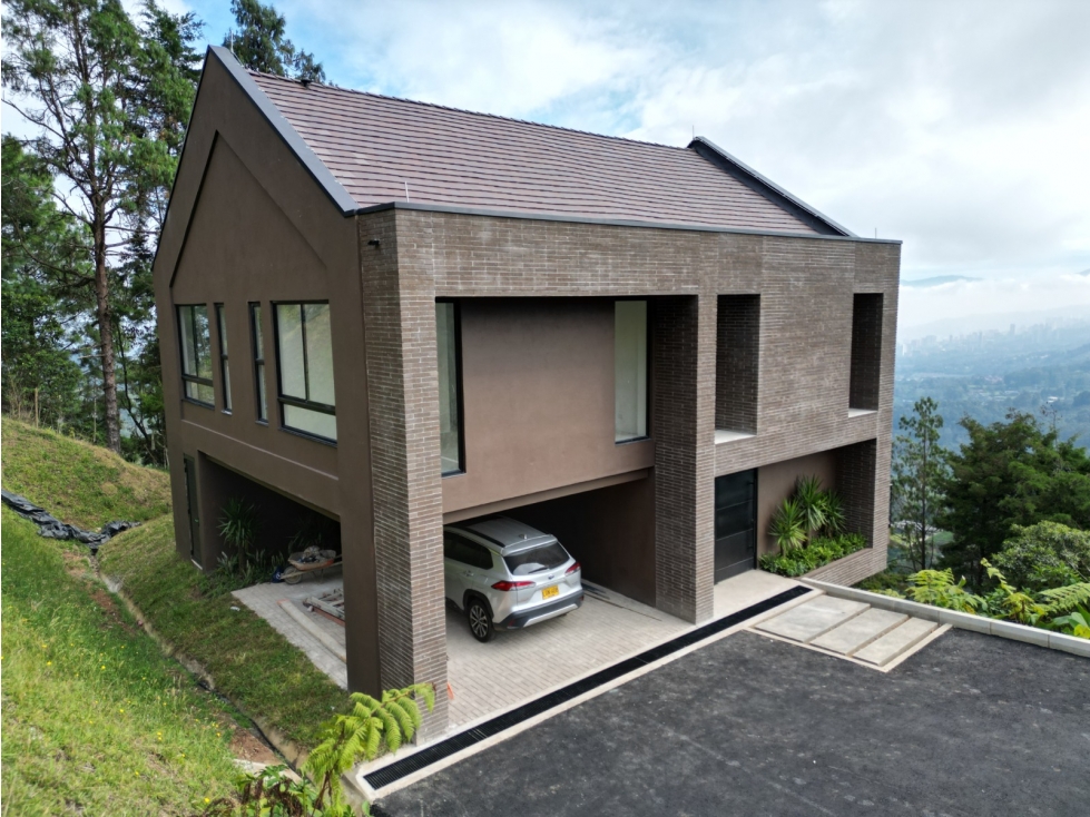 casa en venta Envigado parte baja
