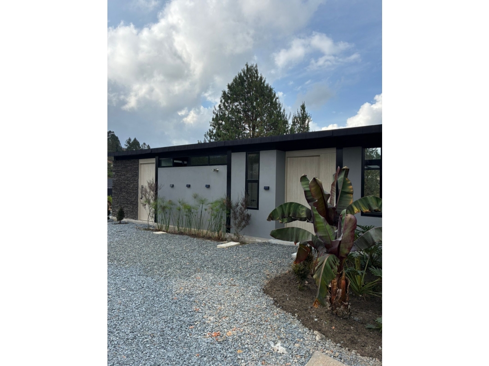 Casa disponible para Arriendo tradicional Envigado Alto del escobero. — foto 4