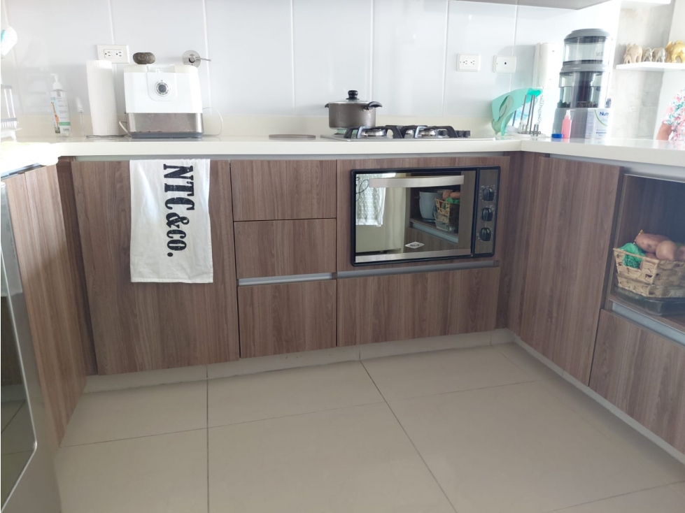 ESPECTACULAR APARTAMENTO LOMA SAN JOSE PARTE BAJA SABANETA — foto 6