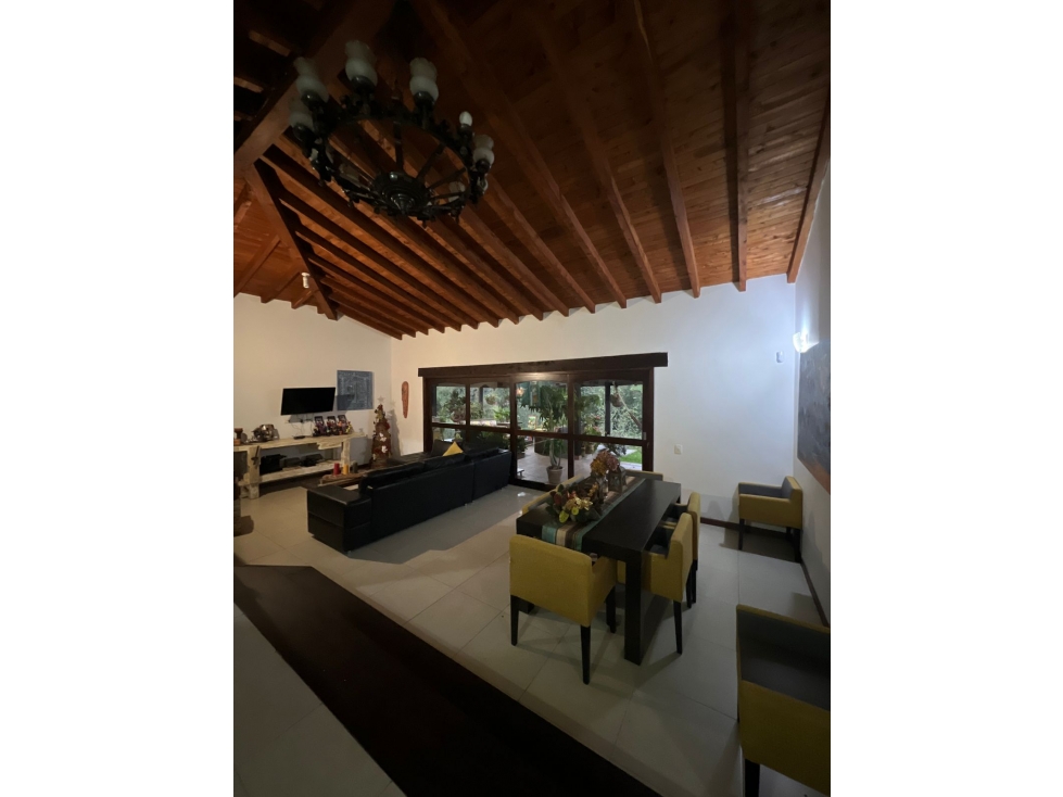 Finca disponible para Renta amoblada ubicada en el Retiro. - 3
