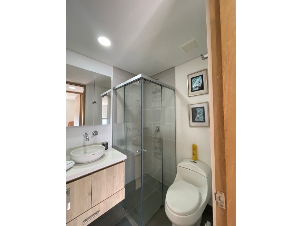 Apartamento Arriendo Amoblado. Poblado, las Palmas. — foto 3
