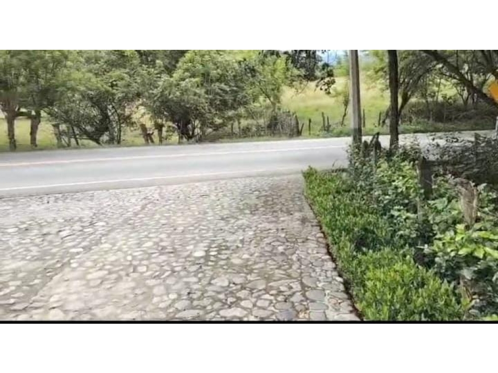 VENTA LOTE EN SOPETRAN POR LA Y QUE GIRA A SANTA FE — foto 3