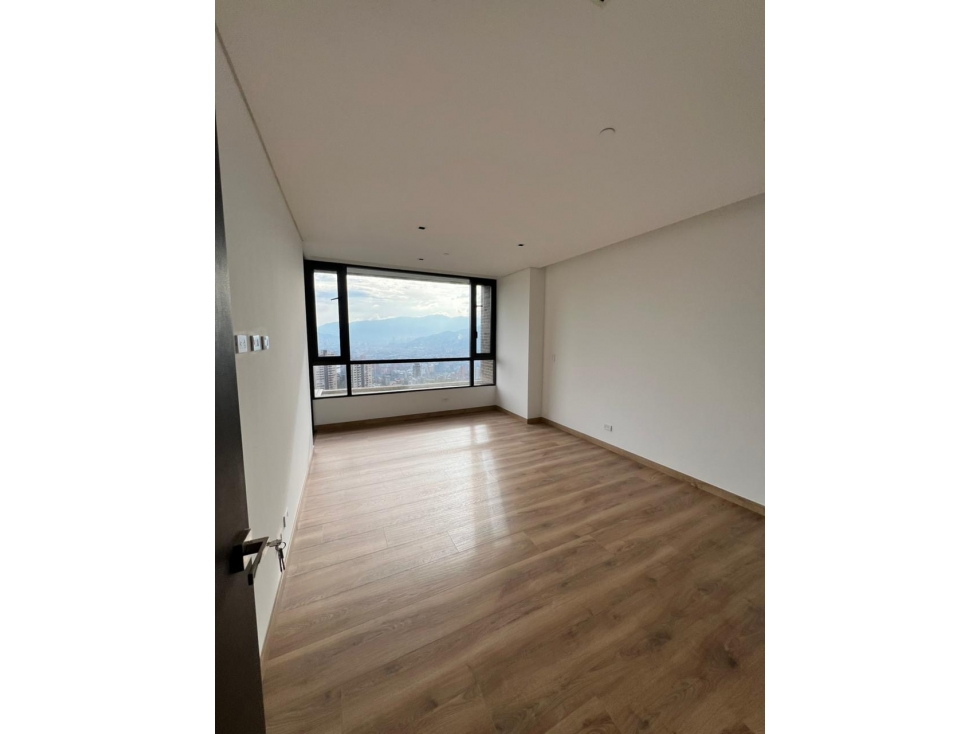 Apartamento disponible para Arriendo tradicional Palmas, Podium. — foto 6