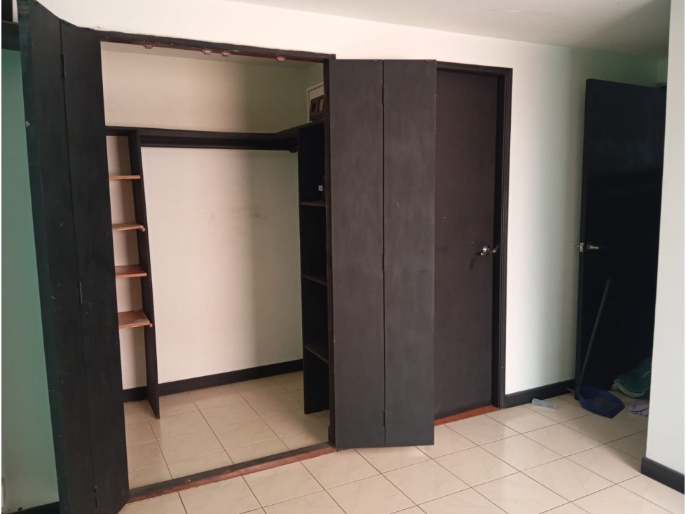 VENTA APARTAMENTO EN BELEN ROSALES CENTRAL — foto 3