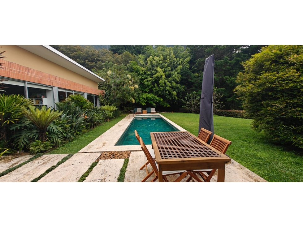 Casa en Venta con Piscina en el Poblado — foto 2