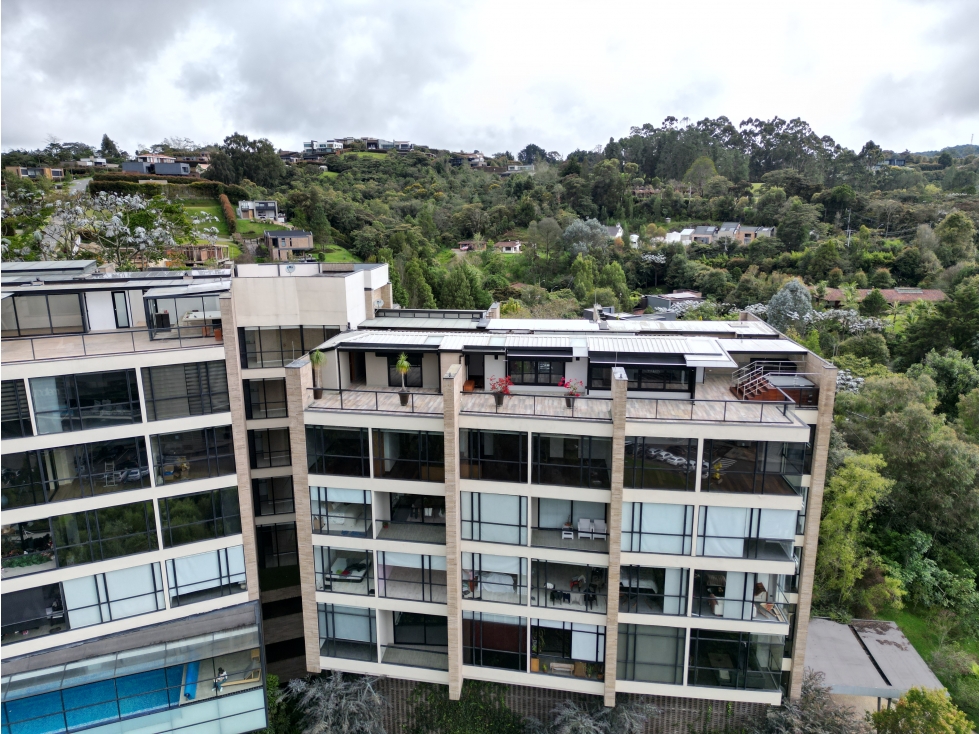 En venta apartamento mas exclusivo y grande el alto Palmas — foto 4