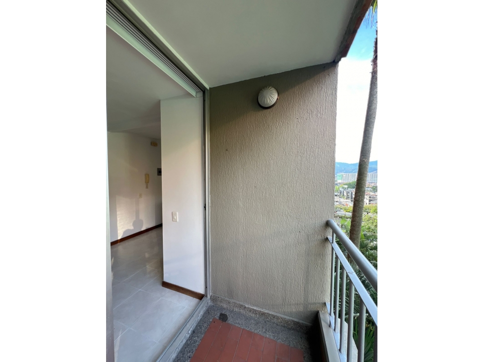 Apartamento disponible para Arriendo. Poblado sector Castropol. — foto 5