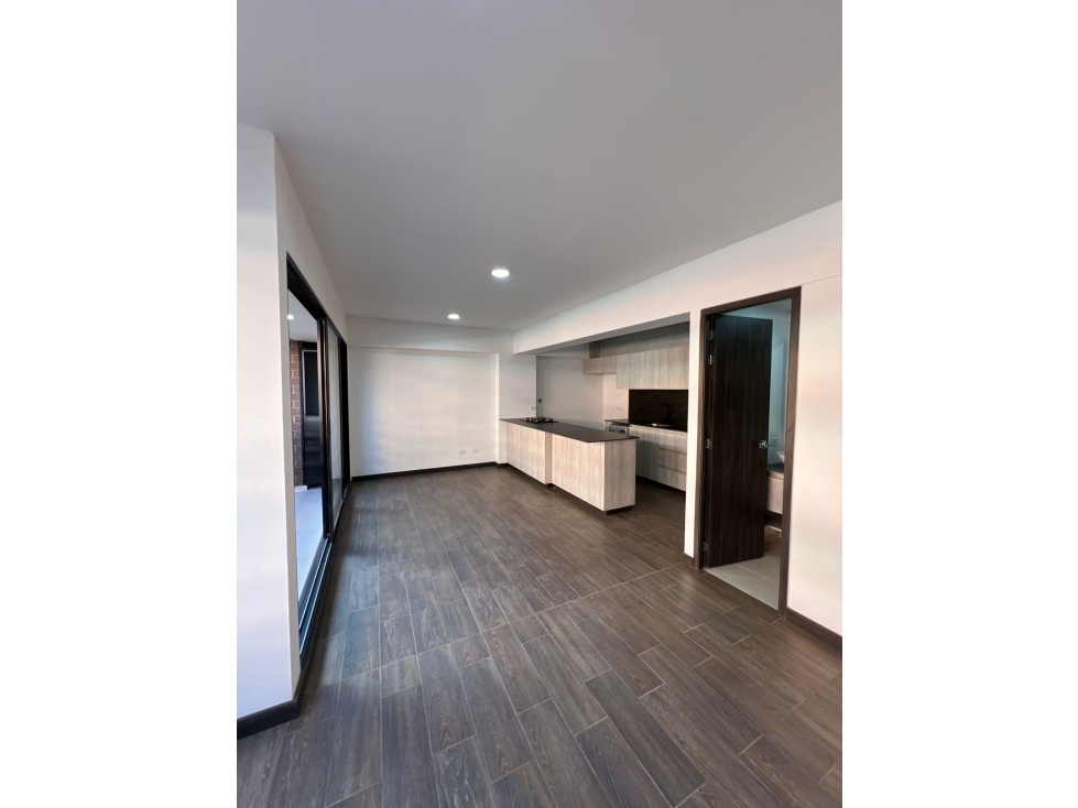 Apartamento disponible para renta tradicional ubicado en el Retiro. — foto 4