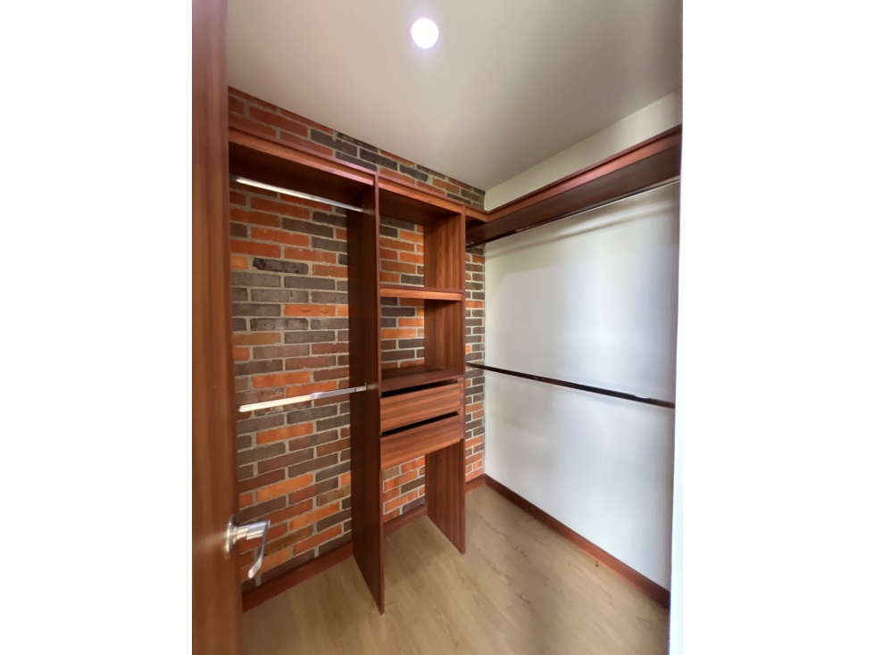 Apartaestudio disponible para Renta, ubicado en el Retiro. — foto 4