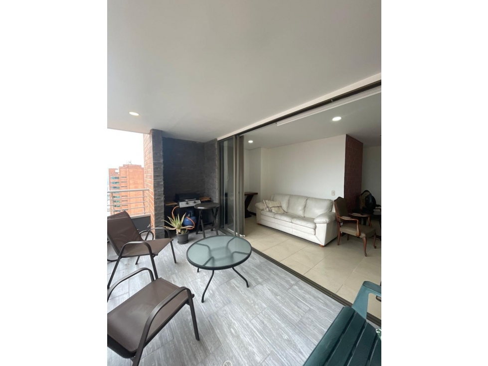Apartamento Renta tradicional (sin amoblar) Poblado Milla de Oro. — foto 2