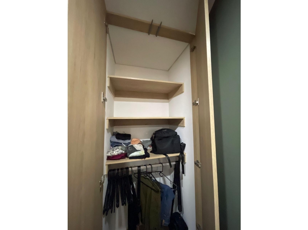 Apartaestudio un solo ambiente Renta amoblado, Laureles Santa Gema. — foto 4