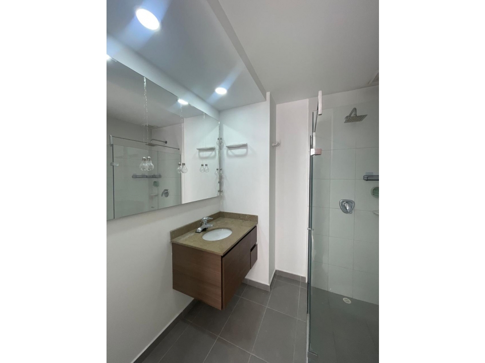 Apartamento disponible en Arriendo tradicional. Poblado Loma del Indio — foto 5