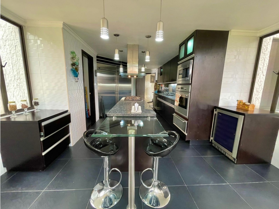 CONDOMINIO AMOBLADO EN EL POBLADO — foto 4