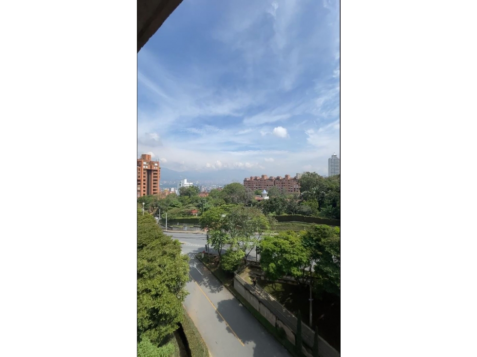 Apartamento para Arriendo tradicional, en el Poblado San Lucas.