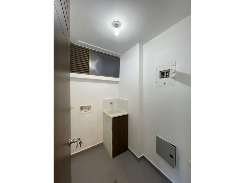Apartamento disponible para Arriendo tradicional, Poblado las Palmas. — foto 4