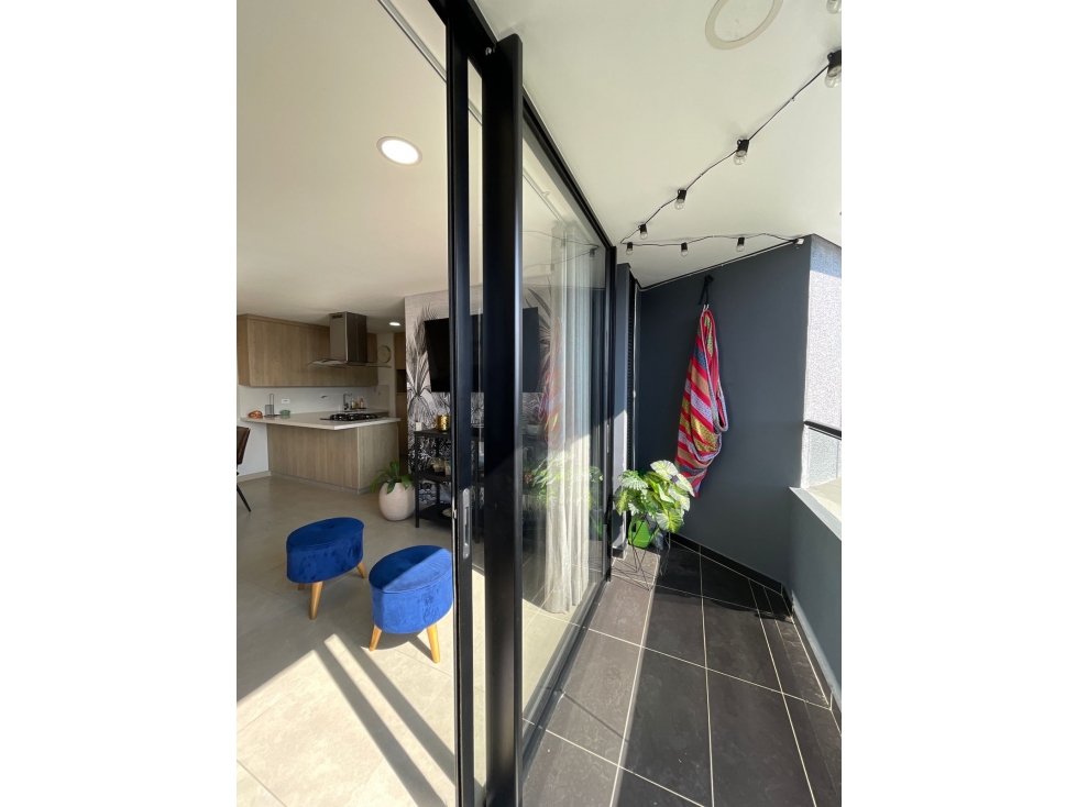 Apartamento Arriendo Amoblado. Poblado, las Palmas. — foto 4