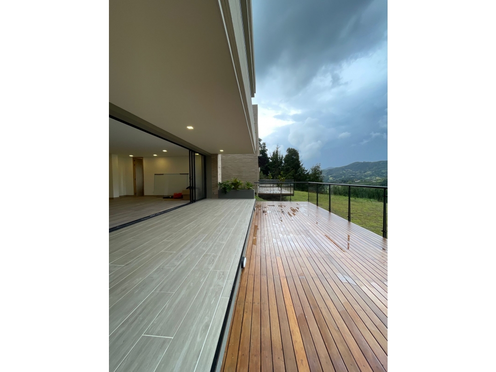 Casa disponible para arriendo tradicional Rionegro sector Sajonia — foto 2