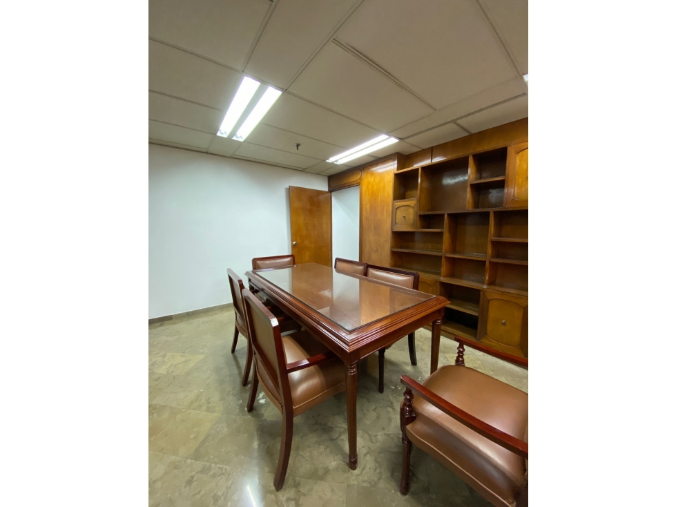 Oficina disponible para arriendo amoblado en el Poblado, Milla de oro — foto 3