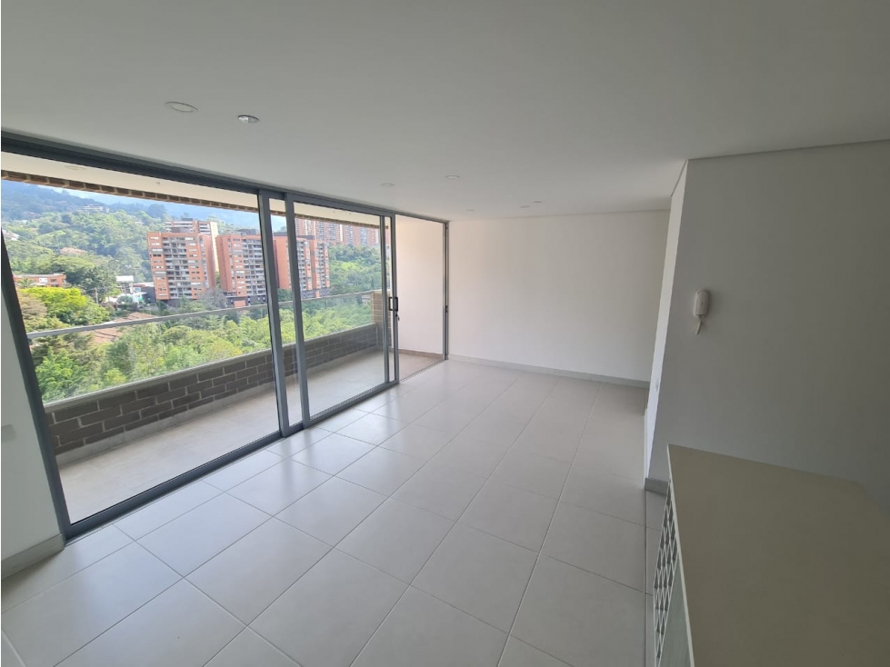 APARTAMENTO SECTOR CUMBRES CON EXCELENTES ESPACIOS