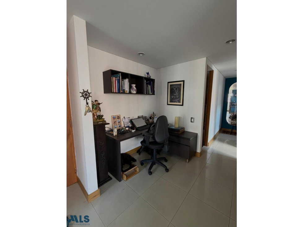 APARTAMENTO EN EL POBLADO LA LINDE