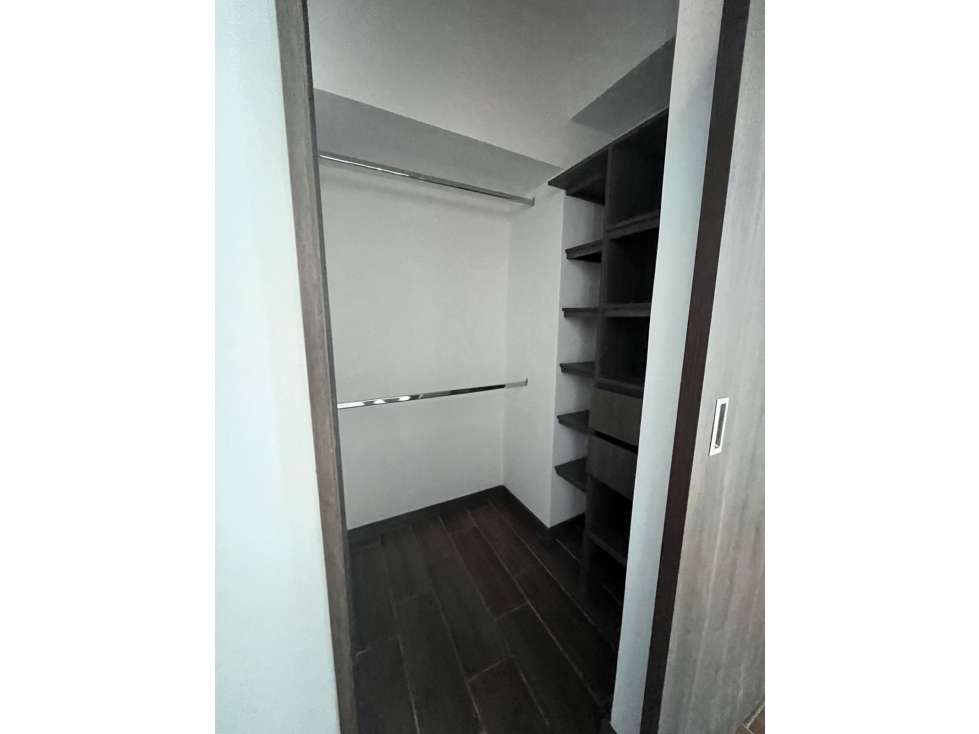 Apartamento Arriendo Tradicional en el RETIRO — foto 4