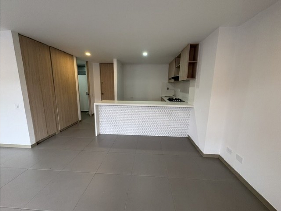 Apartamento Remodelado como nuevo en Guayabal — foto 4