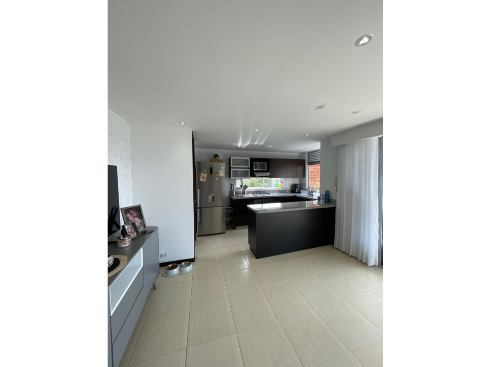 Apartamento para Renta tradicional ubicado en Las Palmas, Poblado. — foto 5