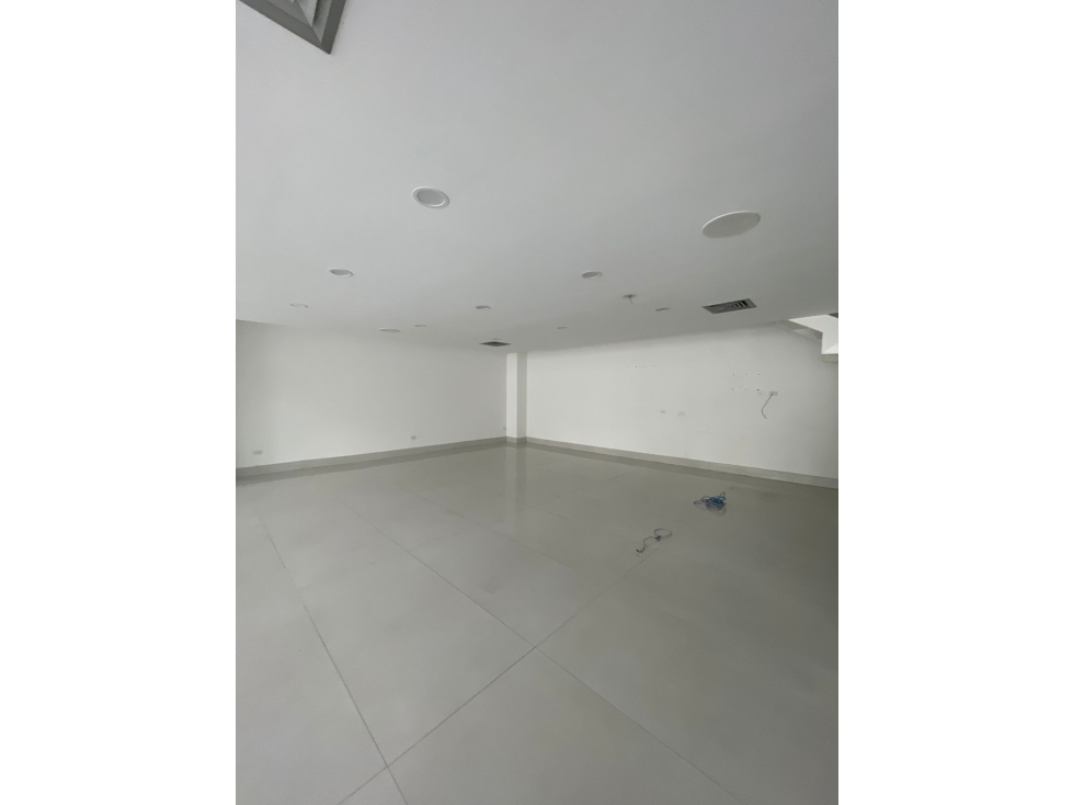 Local comercial Arriendo tradicional, Poblado, Sector Manila — foto 6