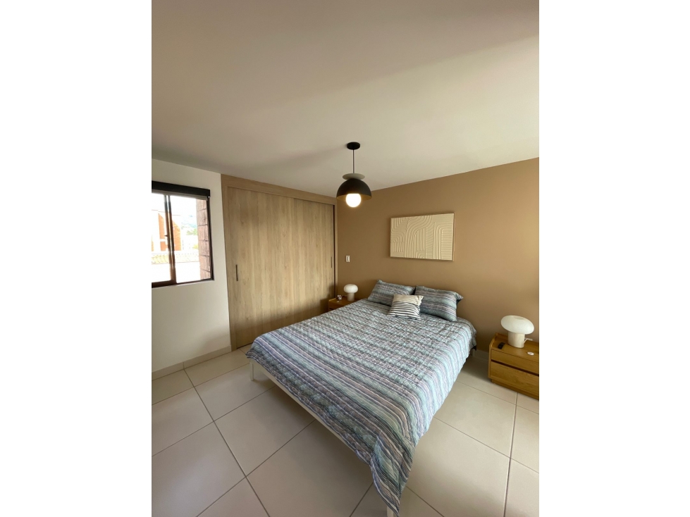 Apartamento disponible para Arriendo Amoblado Laureles, Santa gema — foto 6