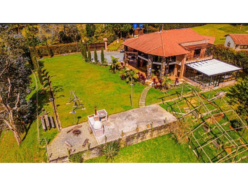 VENTA CASA CAMPESTRE EN ENVIGADO ANTIOQUIA SECTOR LA CATEDRAL — foto 2